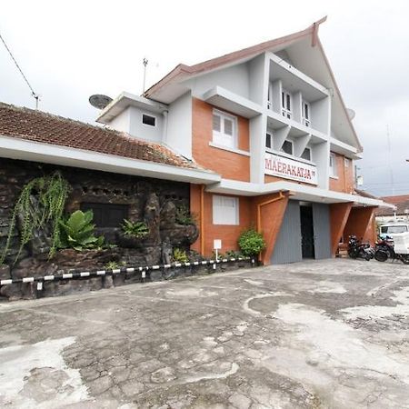Reddoorz Near Rs Sarjito Yogyakarta Otel Dış mekan fotoğraf
