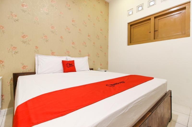 Reddoorz Near Rs Sarjito Yogyakarta Otel Dış mekan fotoğraf